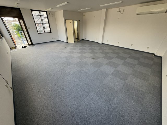 旭区高殿2丁目店舗・事務所のロビー