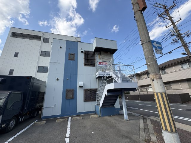 旭区高殿2丁目店舗・事務所の駐車場