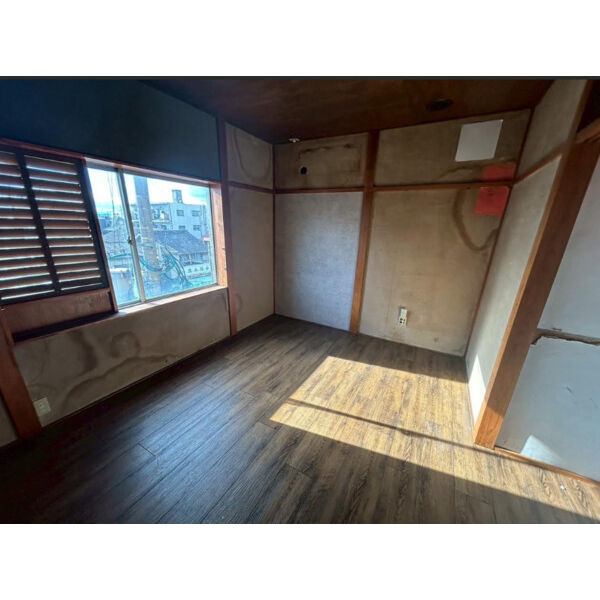 西川ビル1棟の間取り