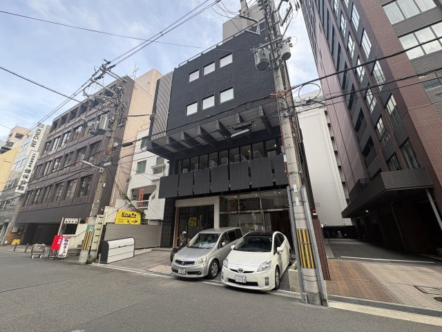エムズニュー南船場ビルの外観