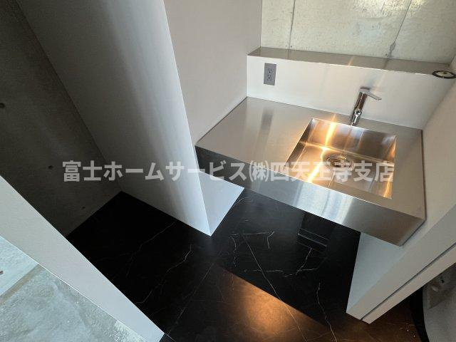 ＥＡＲＬＳ　ＴＡＮＩＭＡＣＨＩの洗面所