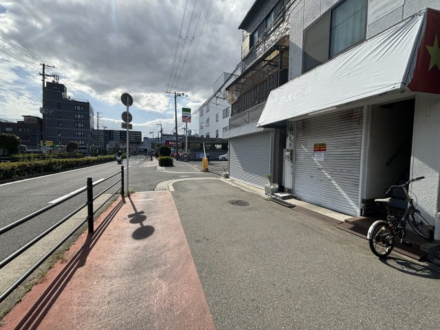 大阪市淀川区田川２丁目の店舗事務所