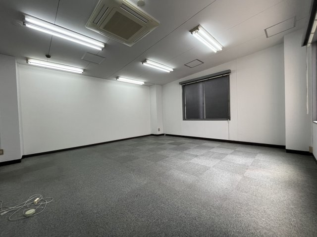 大阪市中央区東高麗橋の事務所の内装