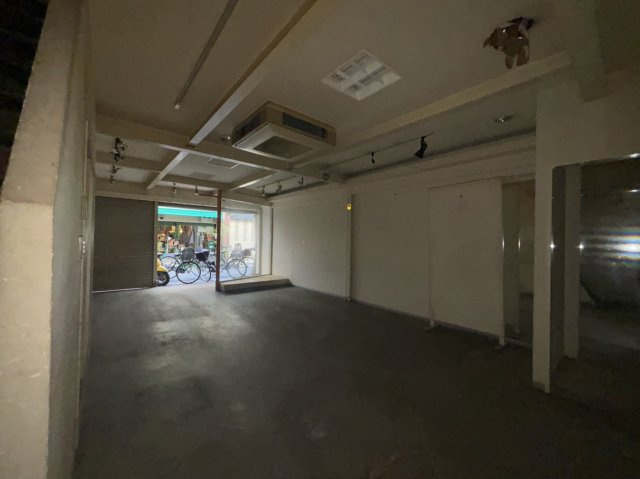豊中市庄内東町１丁目の店舗事務所