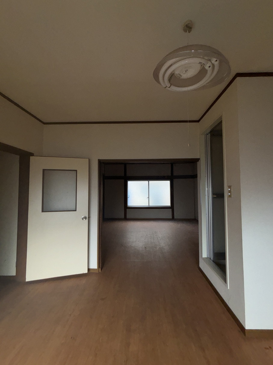 豊中市庄内東町１丁目の店舗事務所