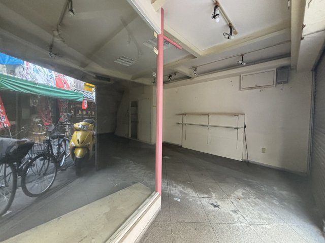 豊中市庄内東町１丁目の店舗事務所