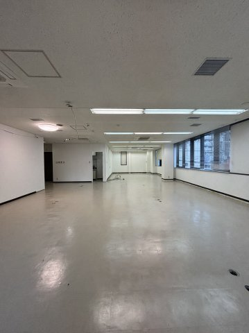 ＩDビルの内装