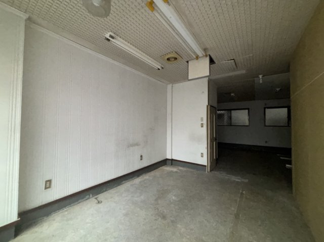 公園ハイツ