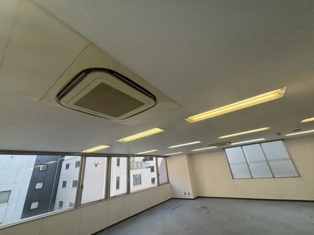 平野町グランドビル