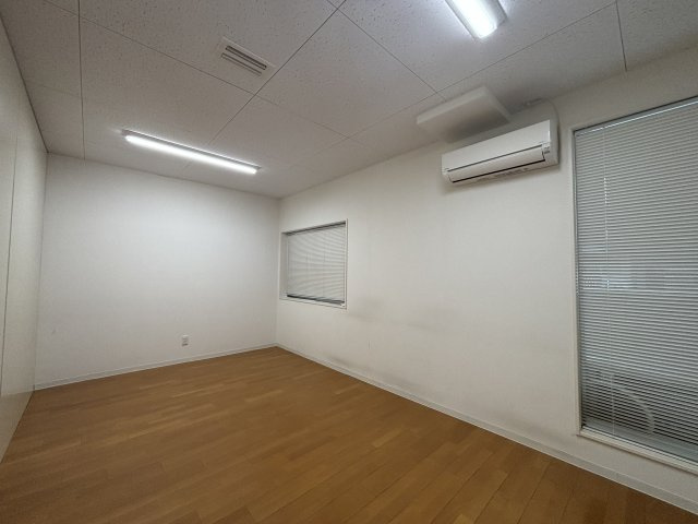 新大阪コミュニケーションプラザ