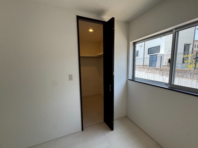 堺市西区山田1丁　中古戸建の収納