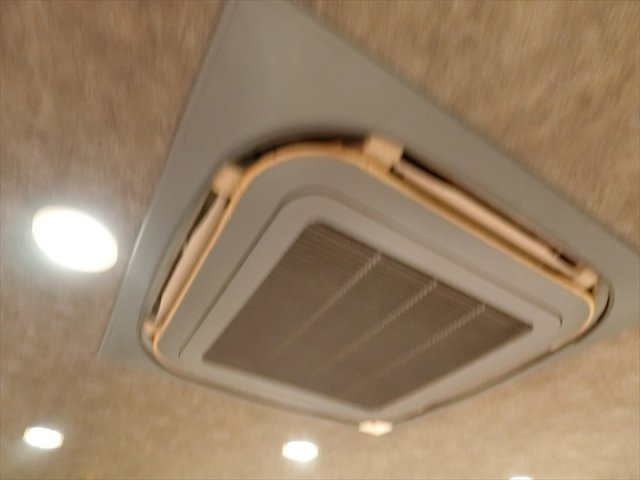 北新地スタービルの洗面所