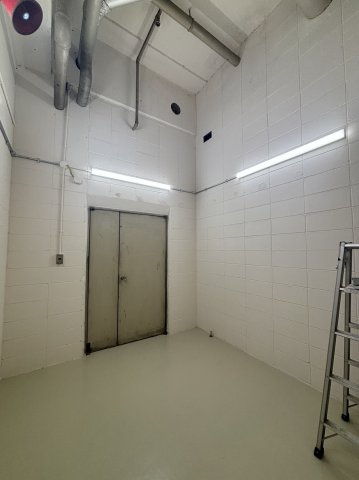 大阪市北区梅田１丁目の倉庫のその他