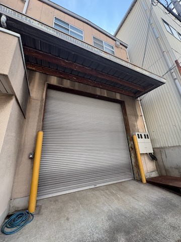 西区境川2丁目倉庫・事務所の外観