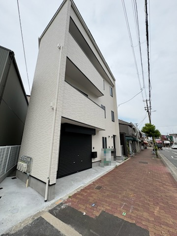 ファーストビル大阪3階