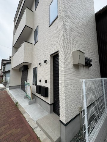 ファーストビル大阪3階