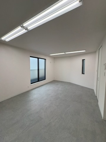 ファーストビル大阪3階