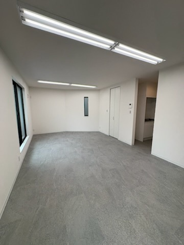 ファーストビル大阪3階