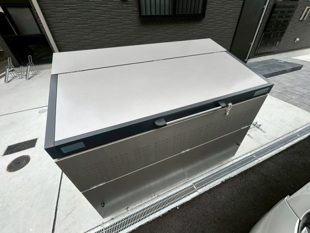 AIA難波南1階・2階（8部屋）