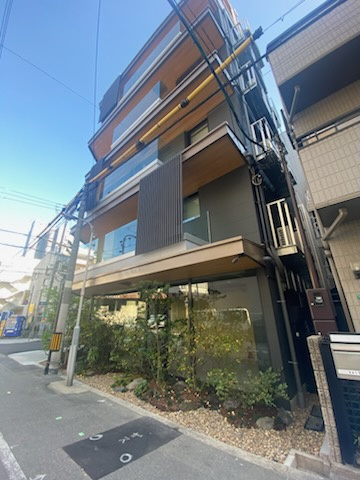 白樺　七重1階