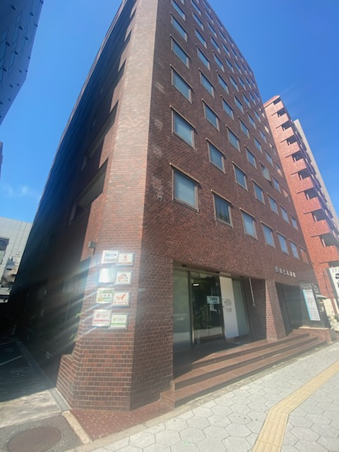 青山ビル本館4階