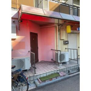 フローララポルテ1階路面