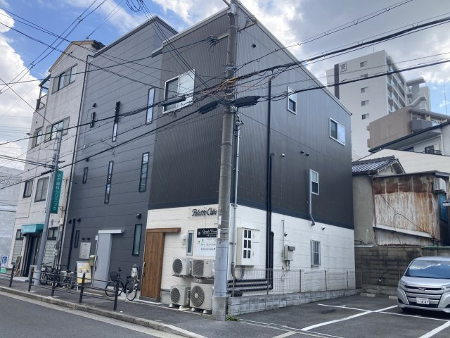 パレットキューブの外観