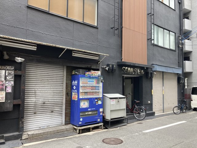 STARSビルの外観
