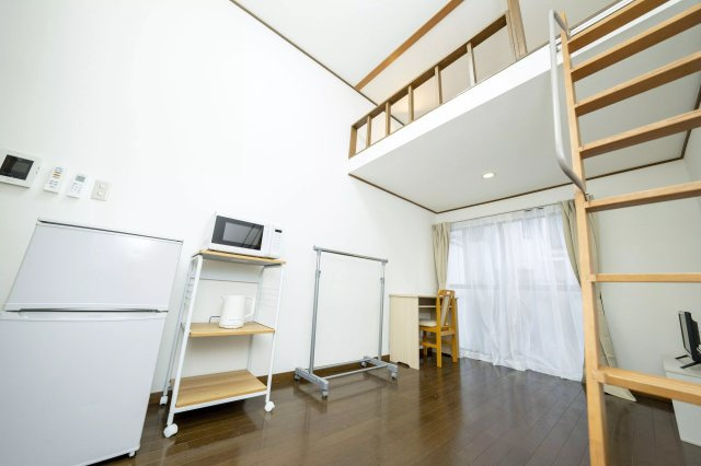 AP281 世田谷KMハイツ 102の洋室|




