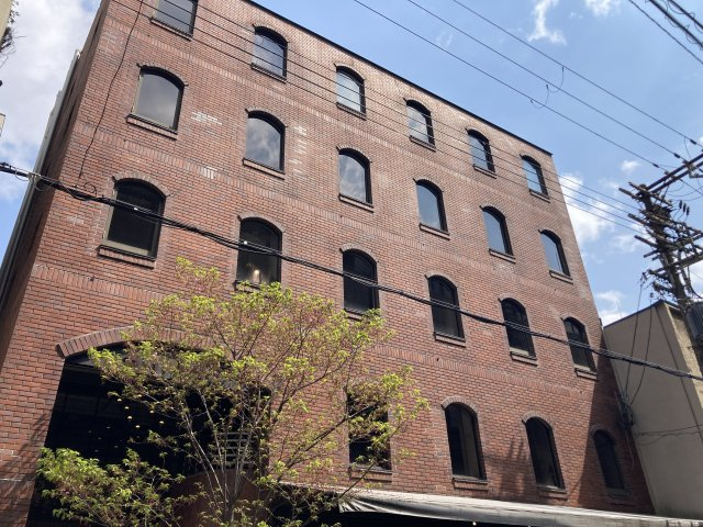 大阪市中央区博労町１丁目の店舗事務所の外観