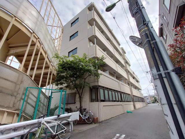 AP17 メゾン・ド・マドリエ（世田谷代田）の外観|



