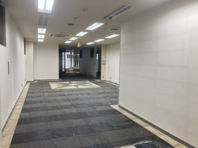 Yonezawa船場ビルの内装
