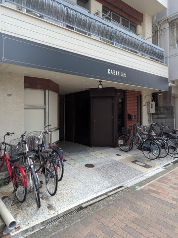 CABIN玉出のエントランス