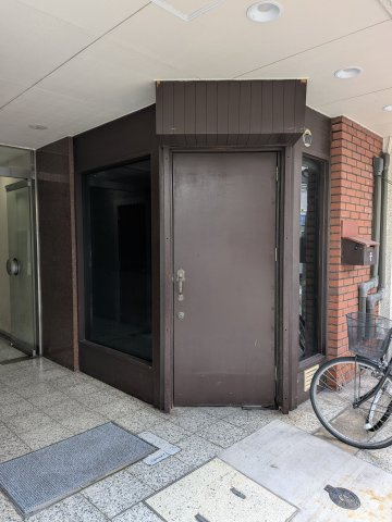 CABIN玉出のエントランス