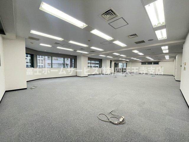 エル・エスト不動産天満ビルの内装