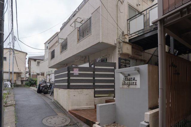 AP1390 ティアラ池尻 202の外観|










