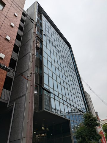 ダイアパレスビル本町の外観