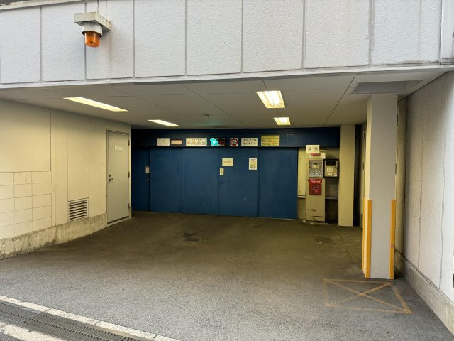 大阪市西区新町４丁目の事務所の駐車場