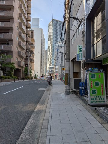 フェスタ江戸堀の周辺