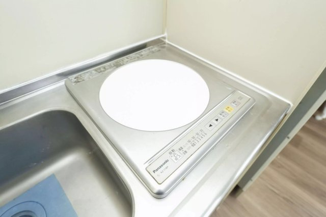 AP768 シャノアール明大前B 103のキッチン|




