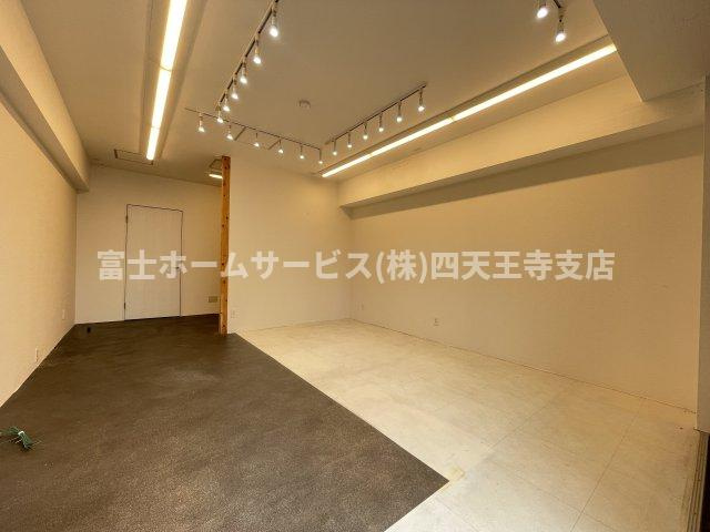 ダイスタービルのロビー