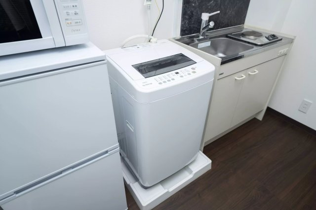 AP710 世田谷Hathaway 104のキッチン|



