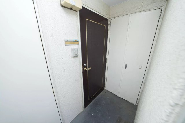 AP514 角田マンション 202の玄関|



