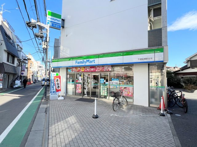 AP117 ジヴェルニィ 204（千歳船橋）の外観|




