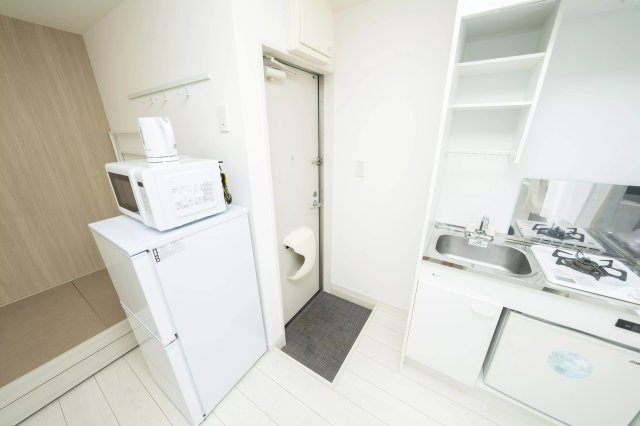 AP483 リプロンビギン三軒茶屋Ⅱ 203のキッチン|



