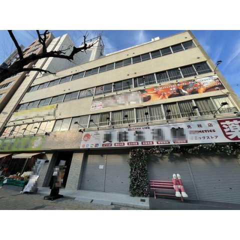 大阪市中央区日本橋１丁目の店舗一部