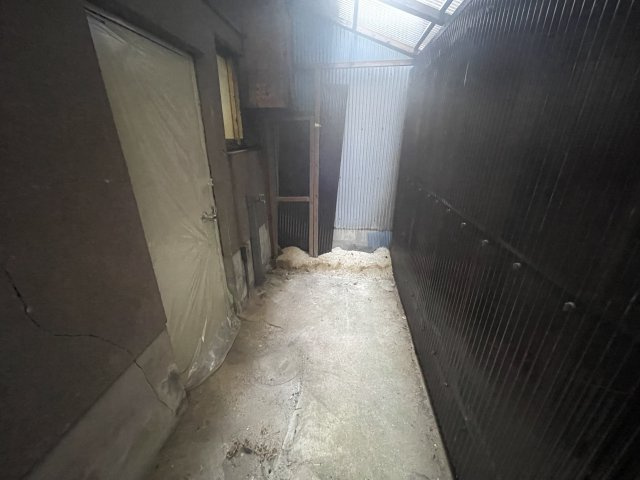 豊中市服部西町２丁目の店舗一部