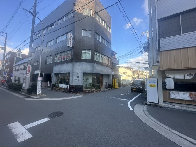 横井ビルの周辺