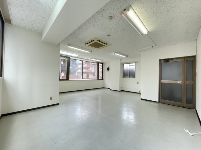 ビガーポリス132マーブルハウスの内装