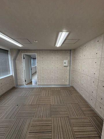 リアライズ南船場ビル7階